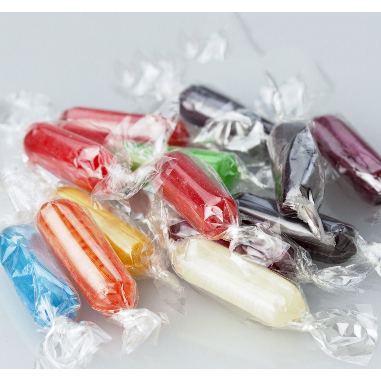 Assorted Charms Blow Pops 33lb