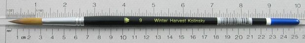 Winter Harvest Kolinsky Sable: Long Hair Round Size 9 Brush