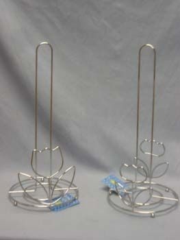 36 Pieces Towel Holder with Flower Wire - 2 Assorted Food Storage Containers