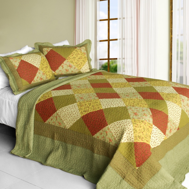 Cotton 3Pc Vermicelli-Quilted Striped Printed Quilt Set - Green Fields