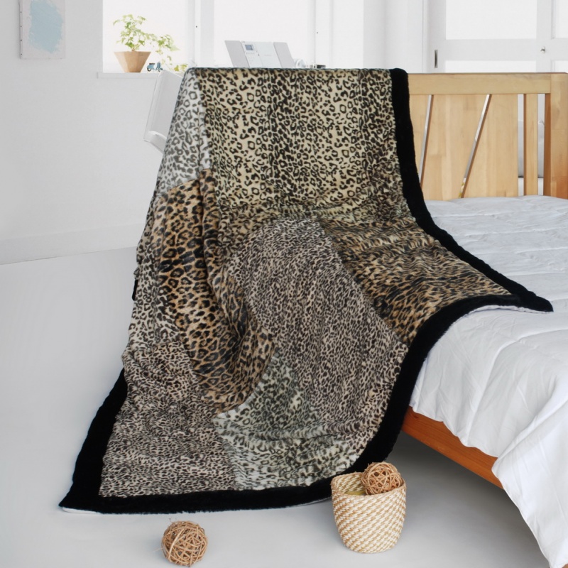 Animal Style Patchwork Throw Blanket - Fanstaty