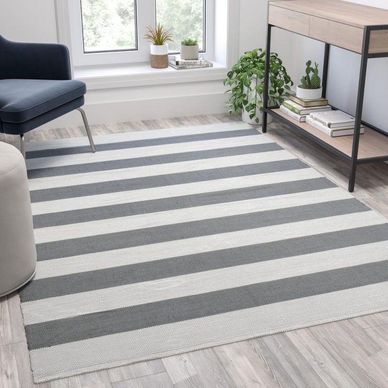 5' X 7' Grey & White Striped Handwoven Indoor/Outdoor Cabana Style Stain Resistant Area Rug