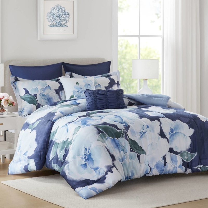 Shanti 7Pcs Printed Comforter Set