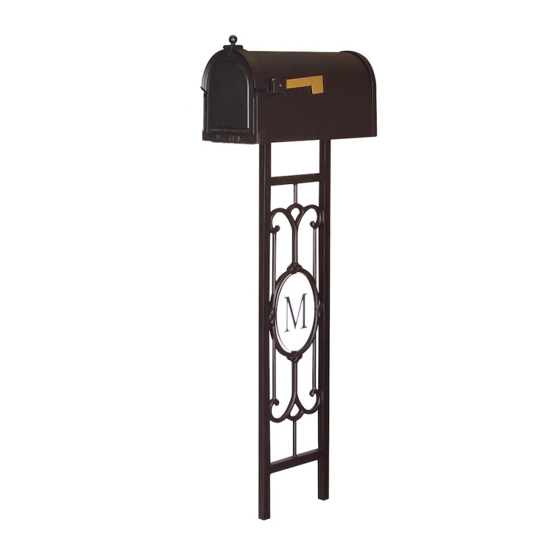 Berkshire Curbside Mailbox With Monogram Mailbox Post