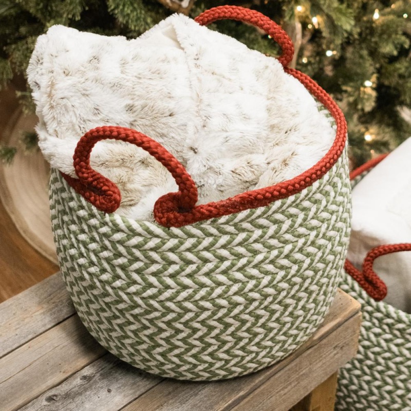 Kringle Christmas Floor Basket - Wreath Green 18"X18"x16"
