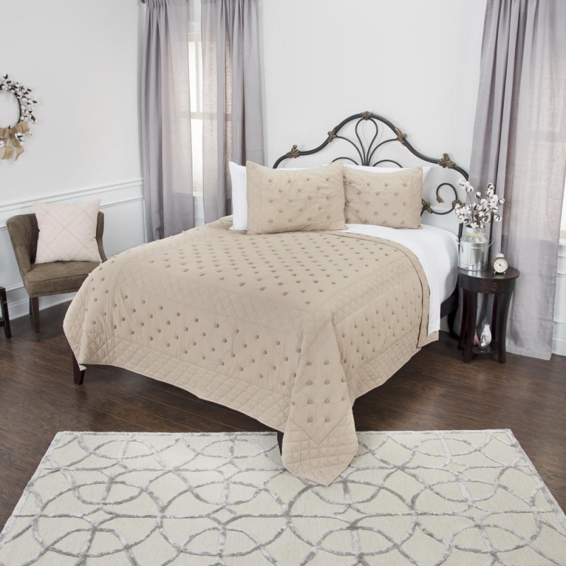 Rizzy Home 90" x 92" Quilt