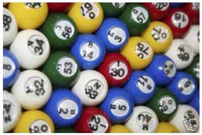 Plastic Colored Windowed Bingo Balls (Set of 75) 7/8 Inch