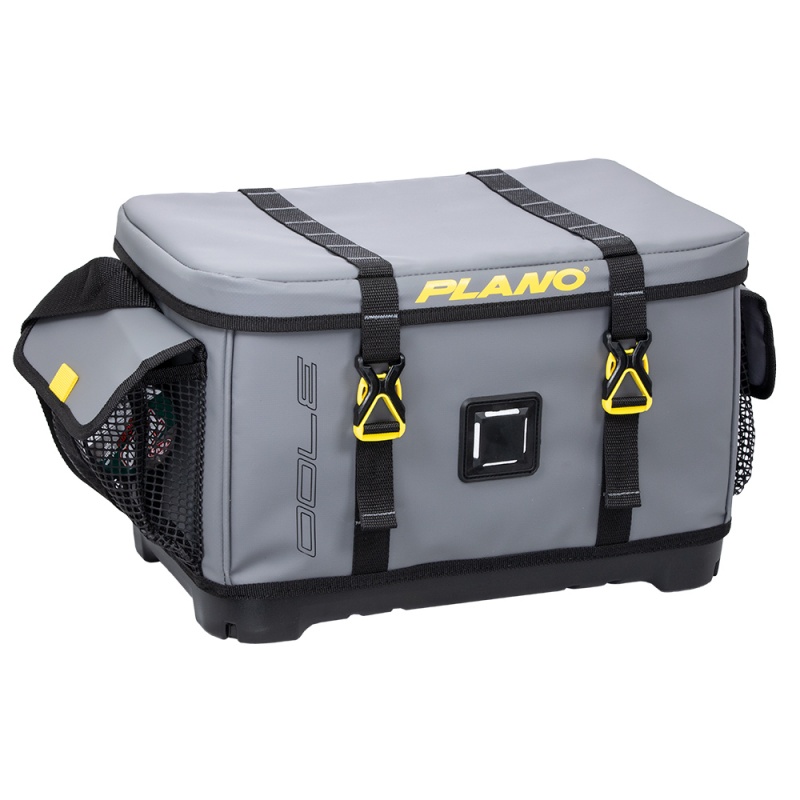 Plano Z-Series 3700 Tackle Bag W/Waterproof Base