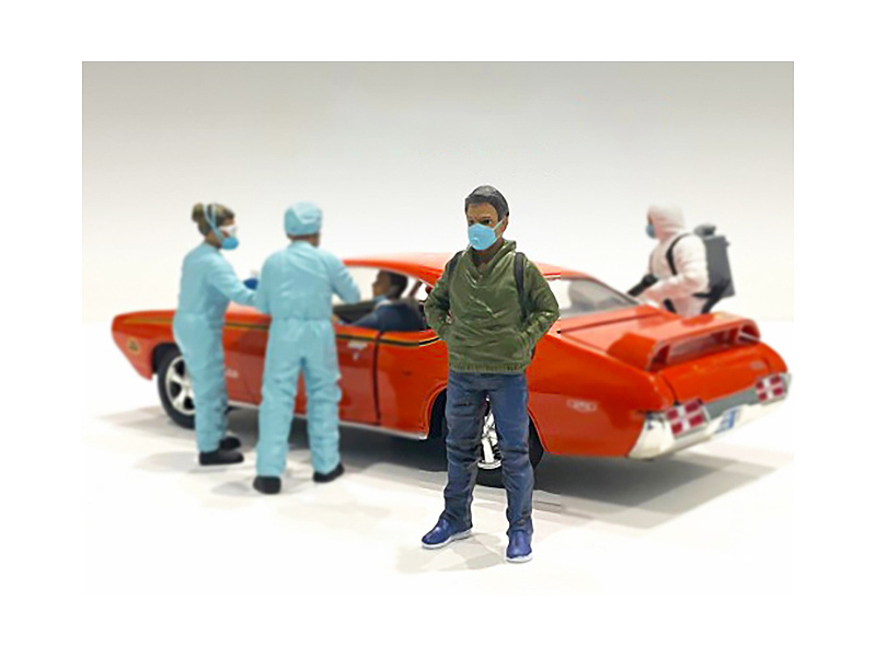 Hazmat Crew Figurine V For 1/24 Scale Models By American Diorama