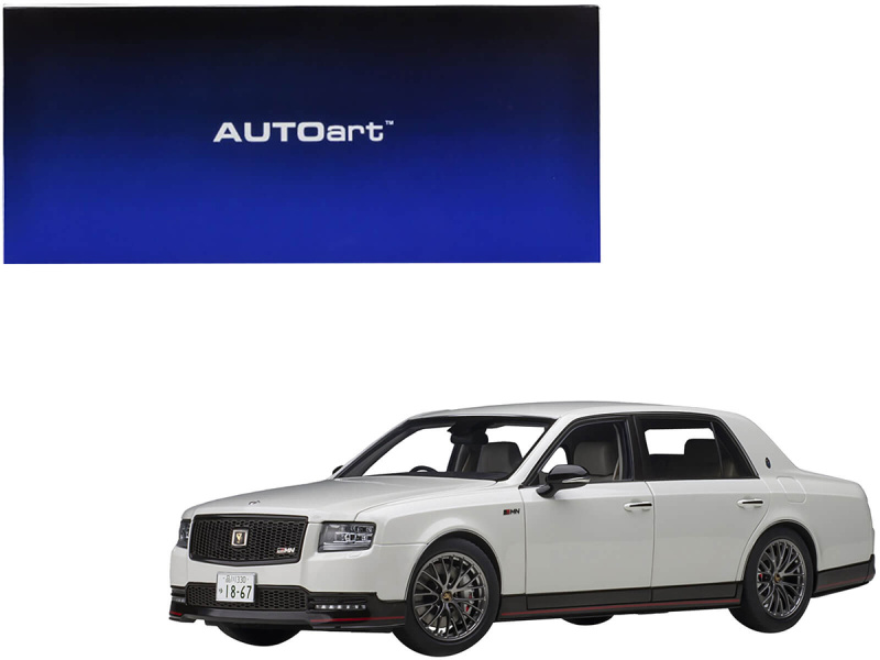 Toyota Century Grmn Rhd (Right Hand Drive) Pearl White 1/18 Model Car By Autoart