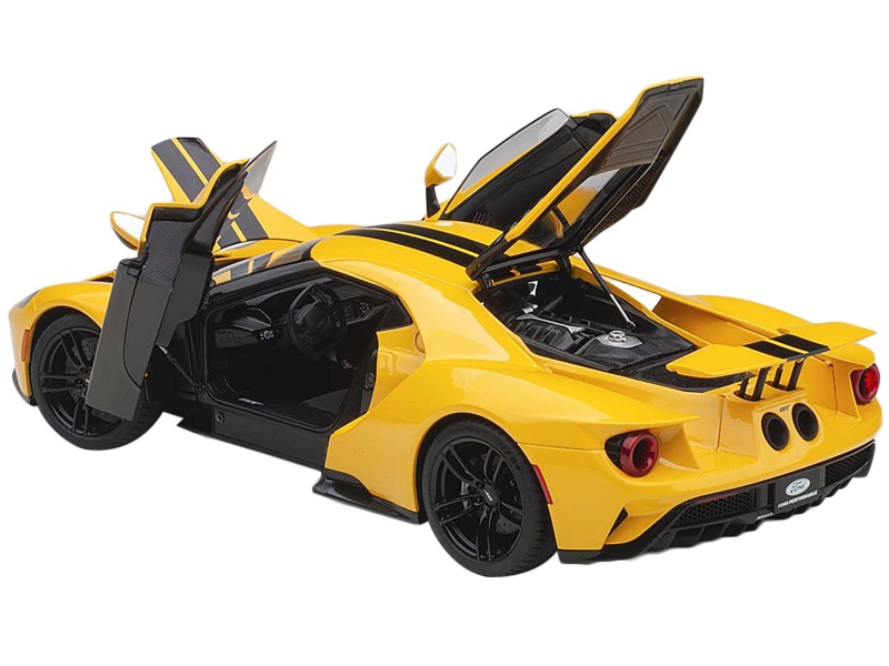 2017 Ford Gt Triple Yellow With Black Stripes 1/18 Model Car By Autoart