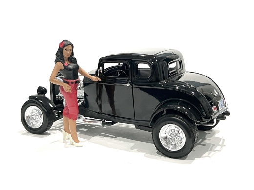 Pin-Up Girls Carroll Figure for 1/24 Scale Models by American Diorama