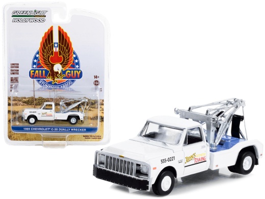 1969 Chevrolet C-30 Dually Wrecker Tow Truck Diecast Model Car