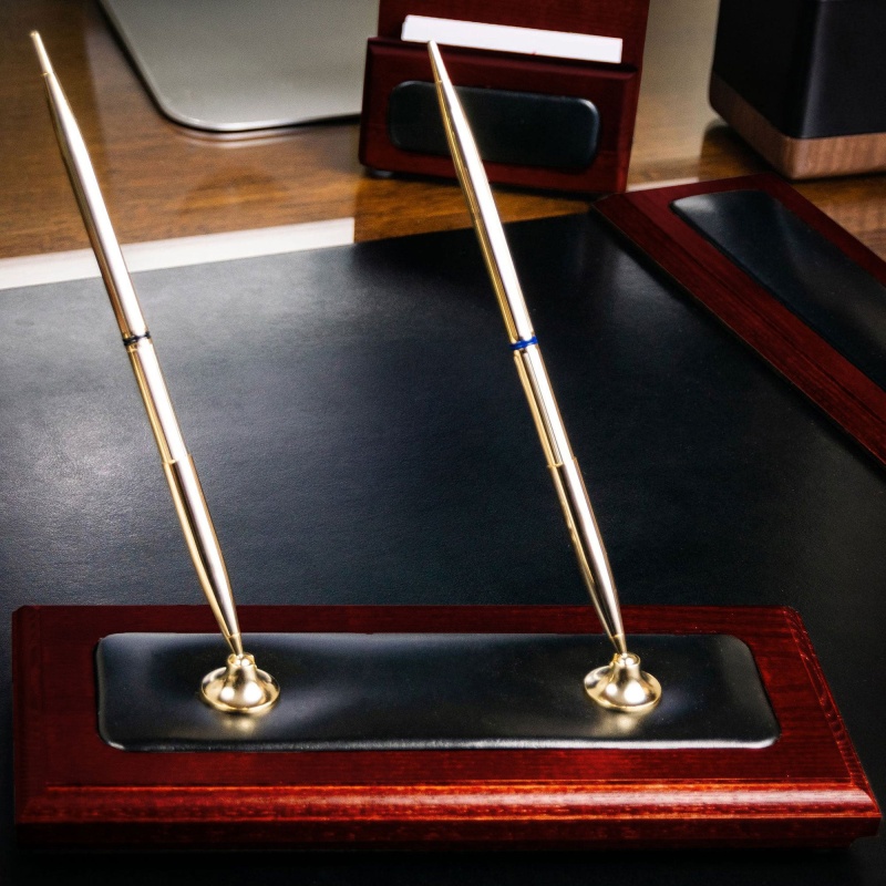 Rosewood & Leather Double Pen Stand