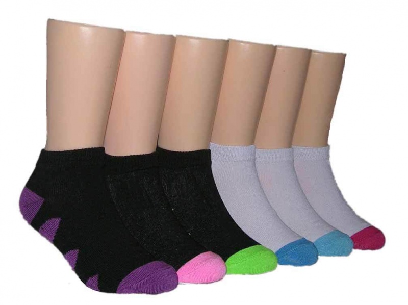 Girl's Low Cut Novelty Socks - Solid With Accent Heel Toe - Sizes 6-8