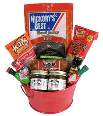 Packin' Heat Snacks And Sauces Gift Set