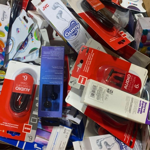 Cables Mix Includes Earbuds , Charging Cables (100 Pcs Lot)