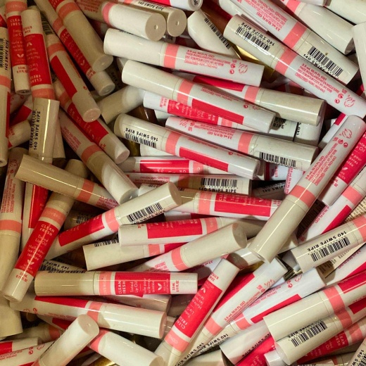 Covergirl Clean Fresh Tinted Lip Oil Vegan 104 Swipe Ripe 0.11Oz (50 Pcs Lot)