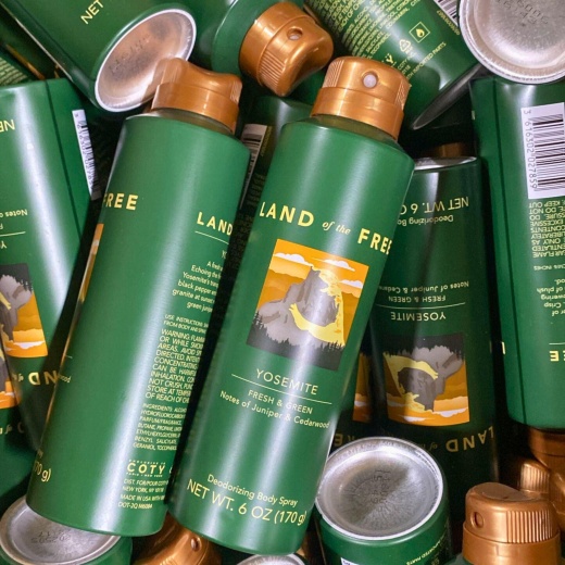 Land Of The Free Yosemite Fresh & Green Deodorizing Body Spray 6Zo (45 Pcs Lot)