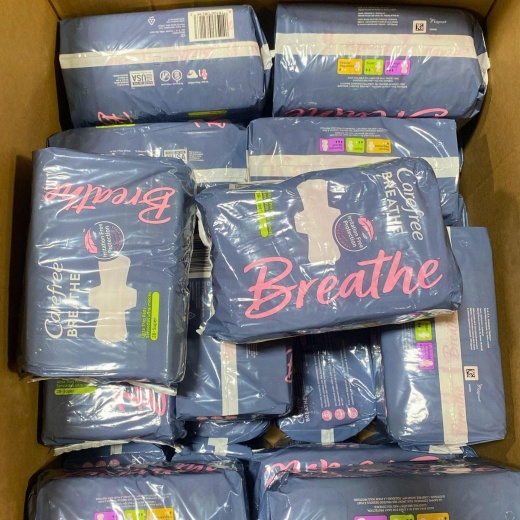 Carefree Breathe 28 Super Pads (28 Pcs Lot)