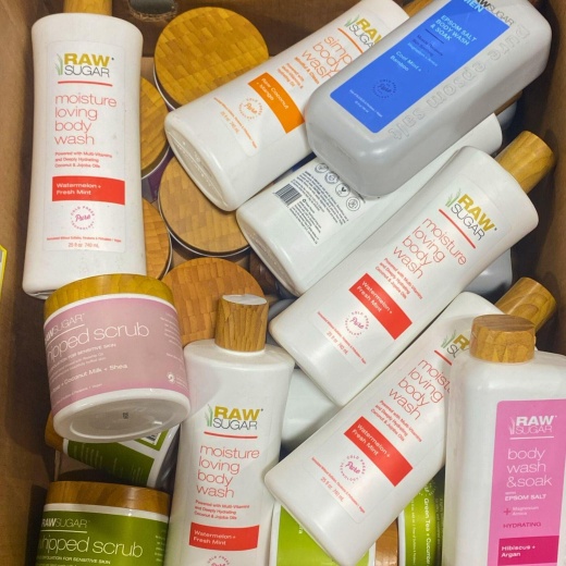 Raw Sugar Mix Includes Whipped Scrub & Body Wash (24 Pcs Lot)