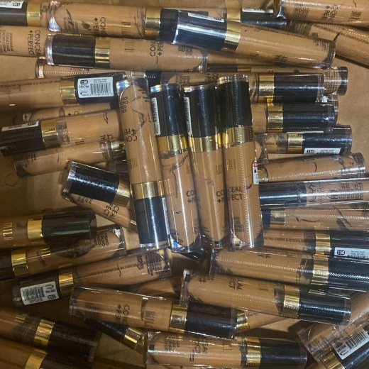 Milani Conceal + Perfect Longwear Concealer 150 Natural Sand 0.17Oz (50 Pcs Lot)