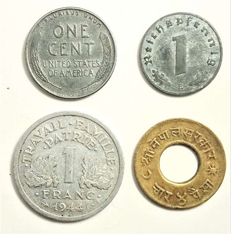 Second World War: Four Wartime Specialty Coins (Mini Album)