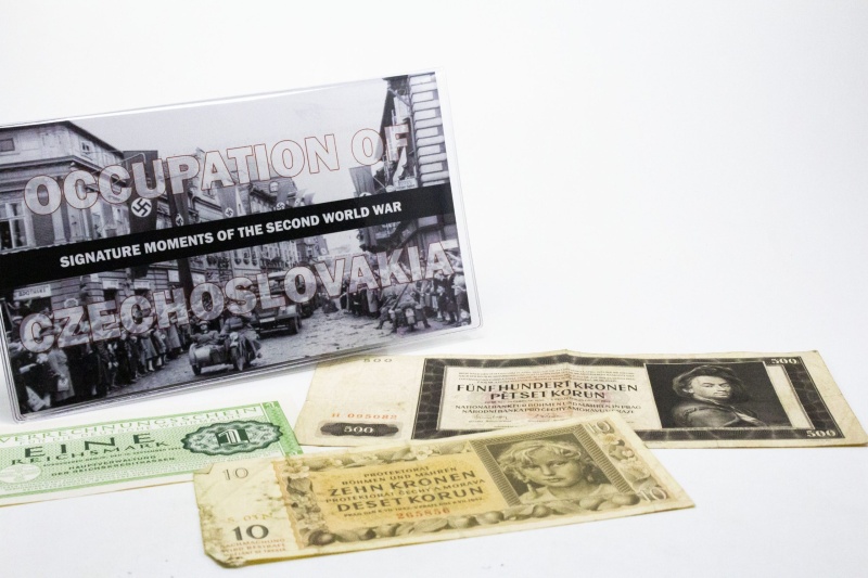Wwii: Invasion Of Czechoslovakia (Three Banknotes) (Billfold)