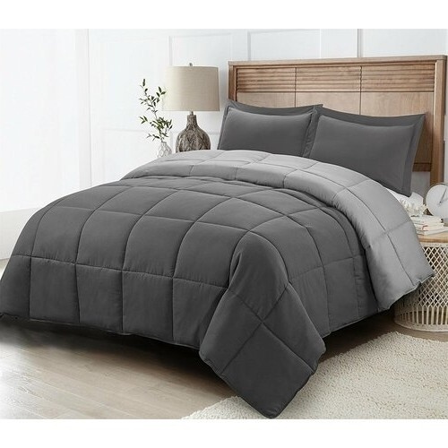 King/Cal King Traditional Microfiber Reversible 3 Piece Comforter Set In Grey