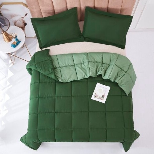 Full/Queen Traditional Microfiber Reversible 3 Piece Comforter Set In Green