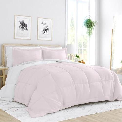 Twin/Twin XL 2-Piece Microfiber Reversible Comforter Set Blush Pink And White