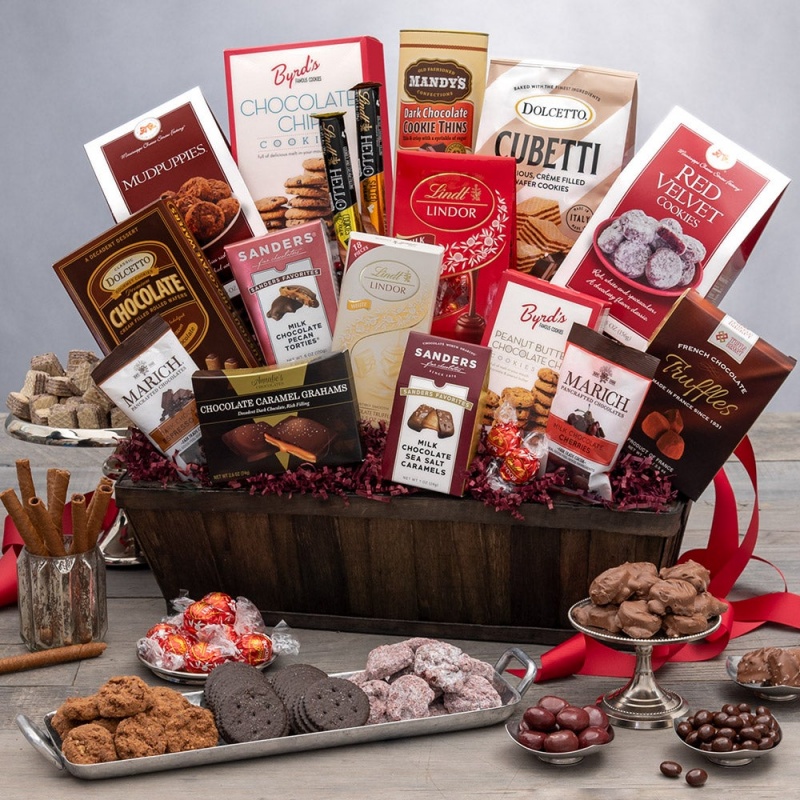 Christmas Chocolates Gift Basket - Deluxe