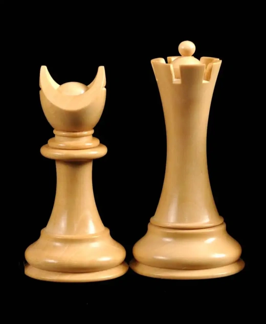 The Capablanca Chess Burmese Rosewood Edition - Reykjavik II