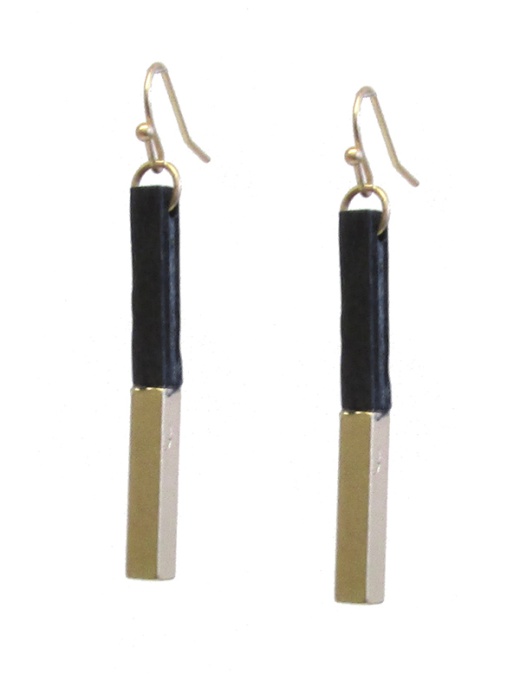 Wholesale Wood And Metal Mix Bar Earring - BK