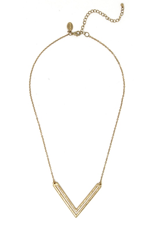 Metal Chevron Pendant Necklace