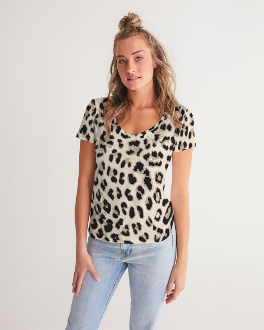 Women's V-Neck Tee Leopard Print