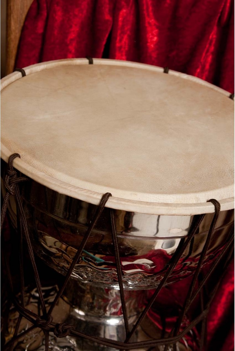 Mid-East Talking Drum 10-By-13-Inch