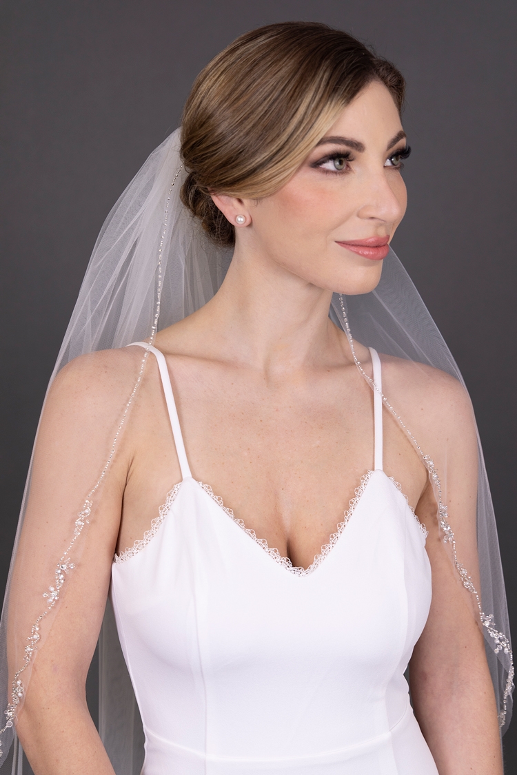 Beaded Edge Fingertip Veil