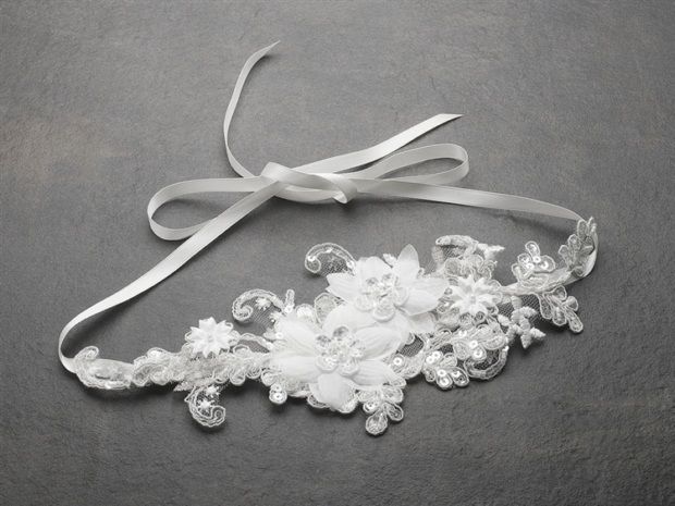 Luxurious White Lace Applique Wedding Ribbon Headband With Georgette Flowers