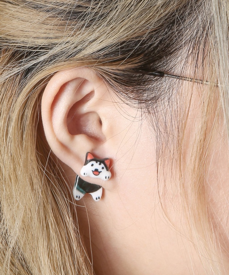 Cute Hanging Husky Silver Ear Studs