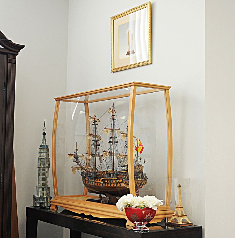 Display Case For Midsize Tall Ship Clear Finish