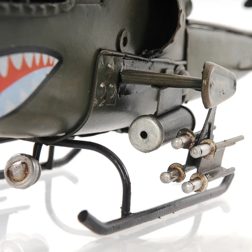 1960S U.S. Attack Helicopter 1:46 Scale Model