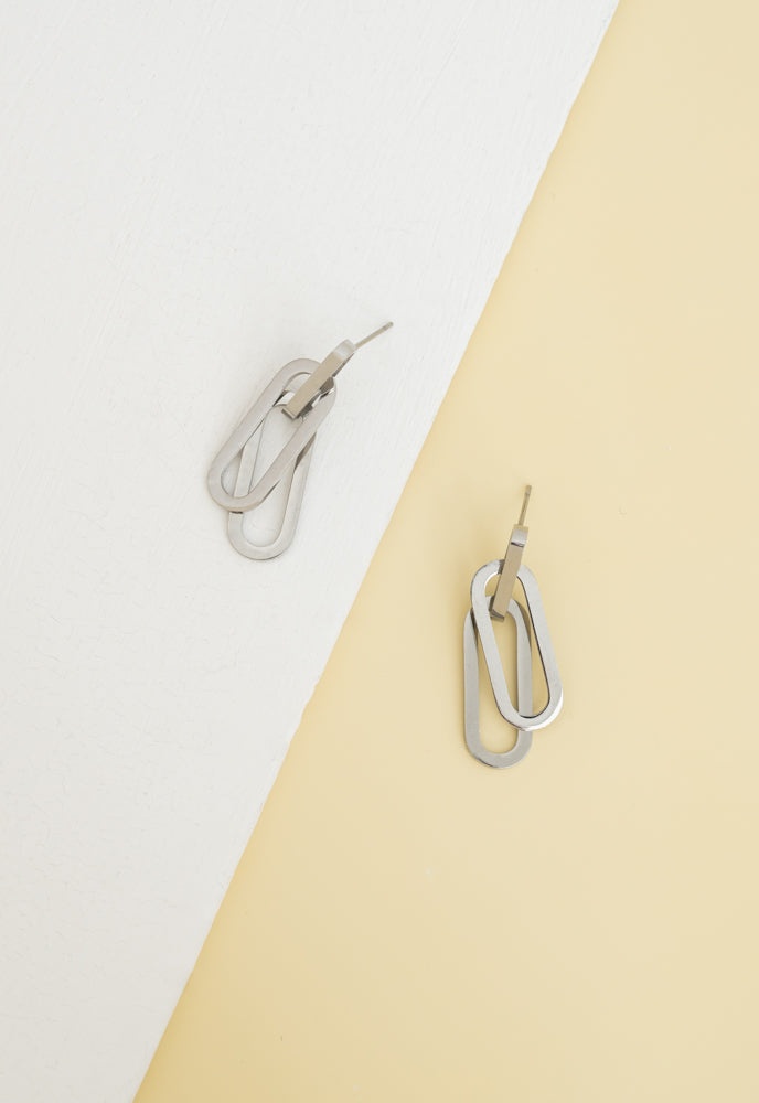 Georgie Paperclip Earrings In Silver