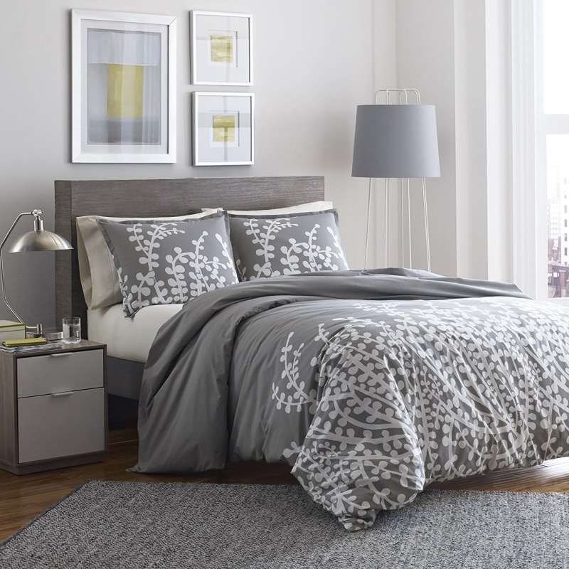 Full / Queen 100-Percent Cotton Comforter Set With Grey White Floral Branch Pattern
