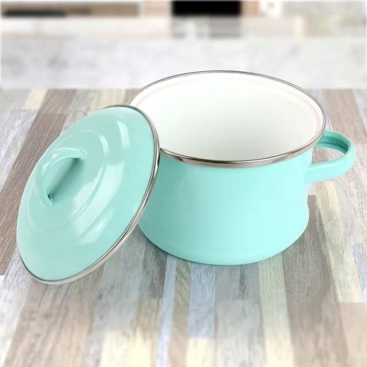 Small 1-Quart Turquoise Enameled Steel Dutch Oven With Lid