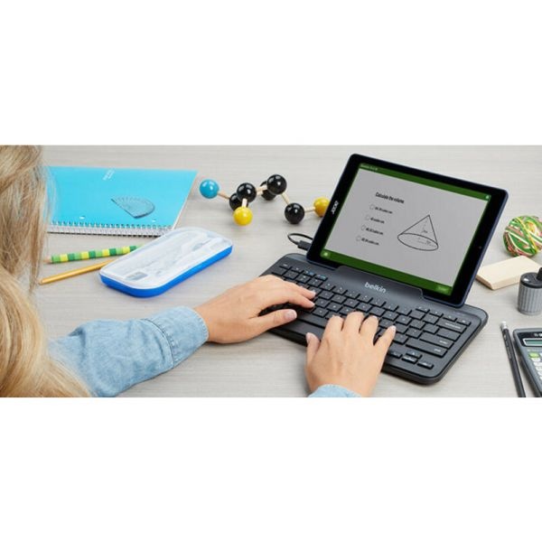 Belkin Wired Tablet Keyboard With Stand With UsbC Connector