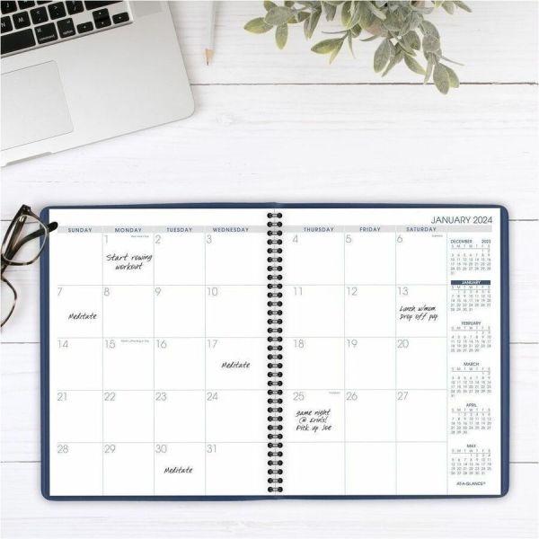 At-A-Glance Fashion Planner