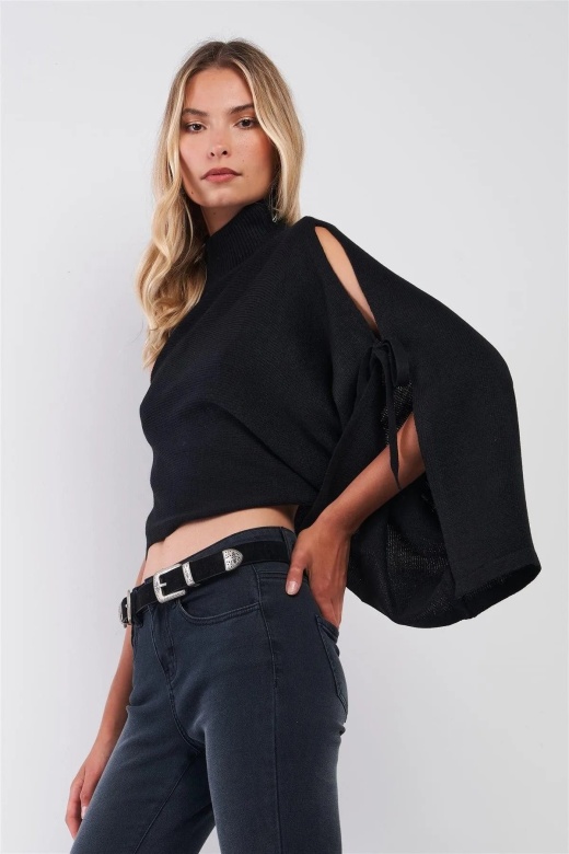 Essue Black One-Shoulder Turtle Neck Bat Sleeve With Slit Cropped Sweaters
