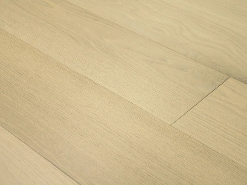 Premio Cielo Engineered Hardwood Flooring - Urethane - 7 1/2" X Random Lengths