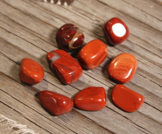 Tumbled Stone Red Brecciated Jasper (25-30 Mm)